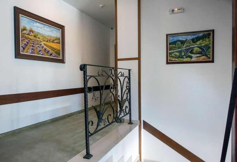 Mpm Family Hotel Merryan