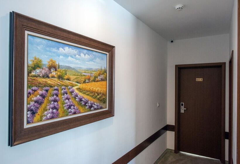 Mpm Family Hotel Merryan