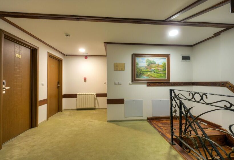 Mpm Family Hotel Merryan