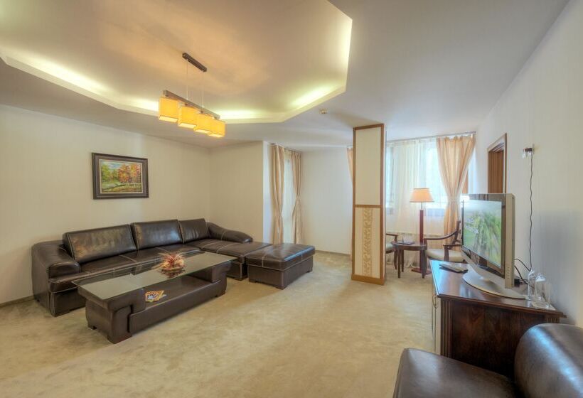 Mpm Family Hotel Merryan