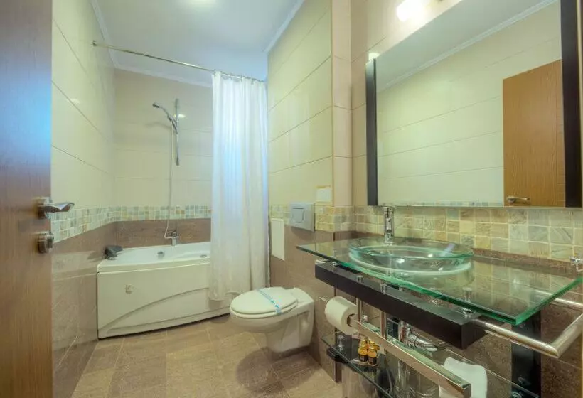 Mpm Family Hotel Merryan