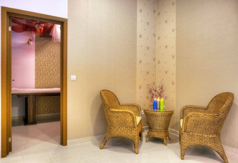 Mpm Family Hotel Merryan