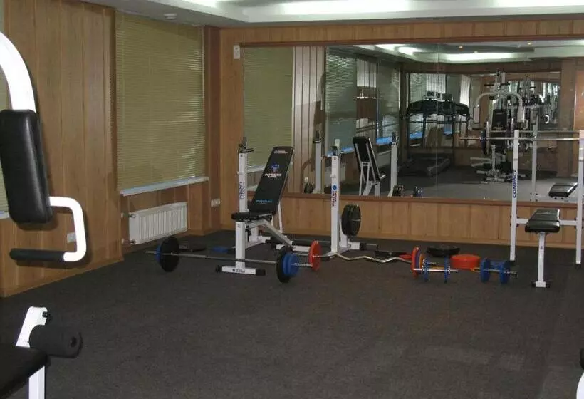 هتل Optima Deluxe Kryvyi Rih