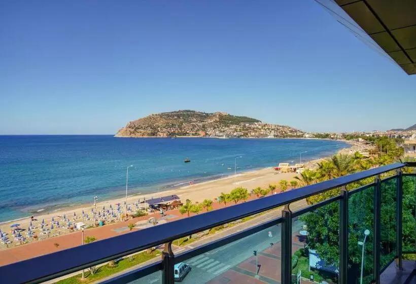 בית מלון כפרי Parador Beach