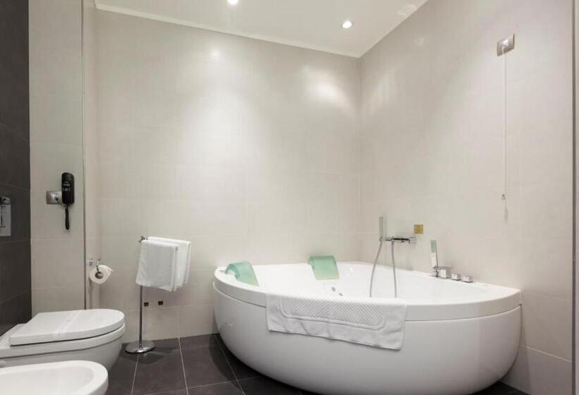 هتل Premier Aqua  Adults Only