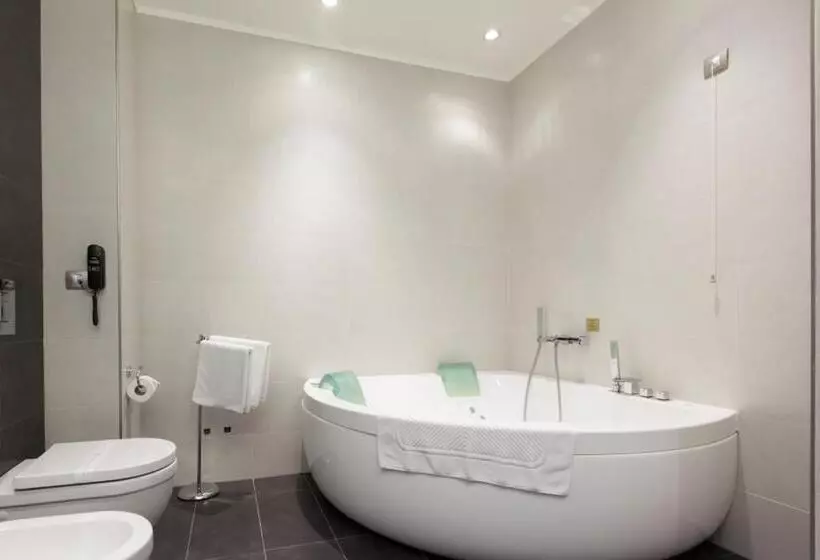 هتل Premier Aqua  Adults Only