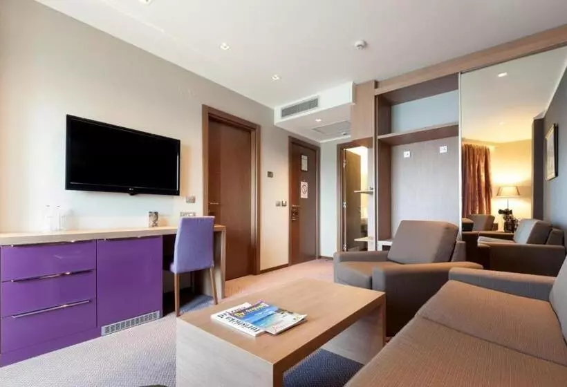 هتل Premier Aqua  Adults Only