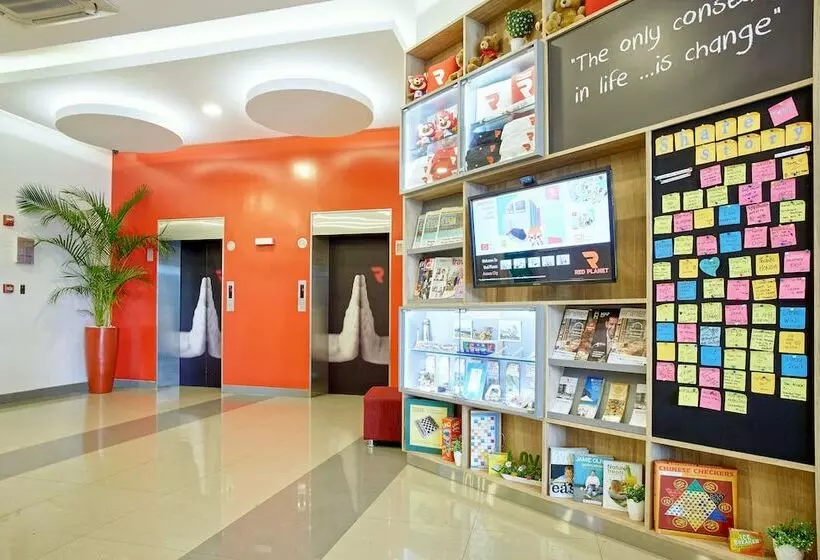 בית מלון כפרי Red Planet Manila Aseana City