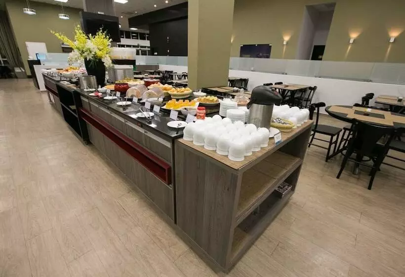 Hôtel Slim Cuiabá Aeroporto