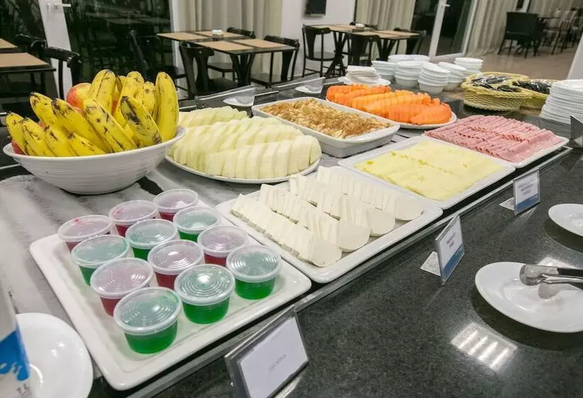 Hôtel Slim Cuiabá Aeroporto