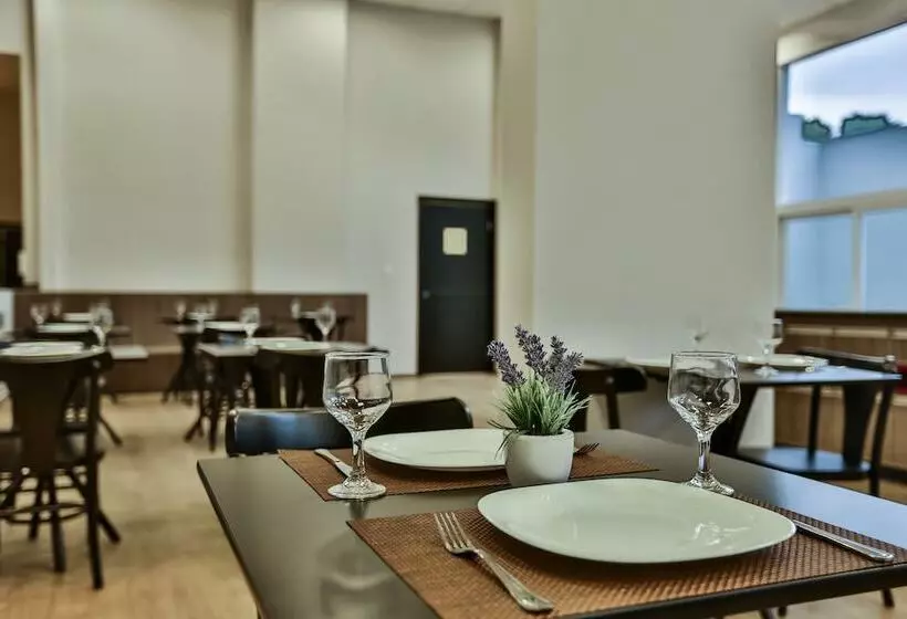 Hôtel Slim Cuiabá Aeroporto