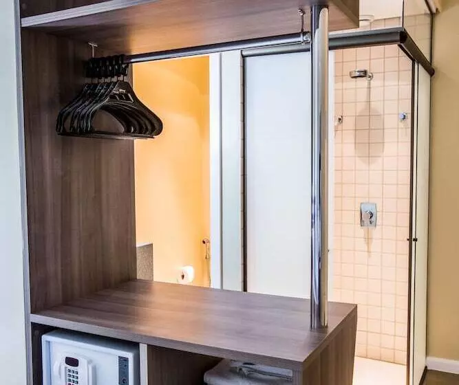 Hôtel Slim Cuiabá Aeroporto