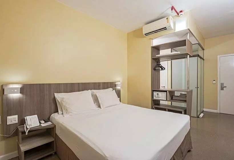 Hôtel Slim Cuiabá Aeroporto