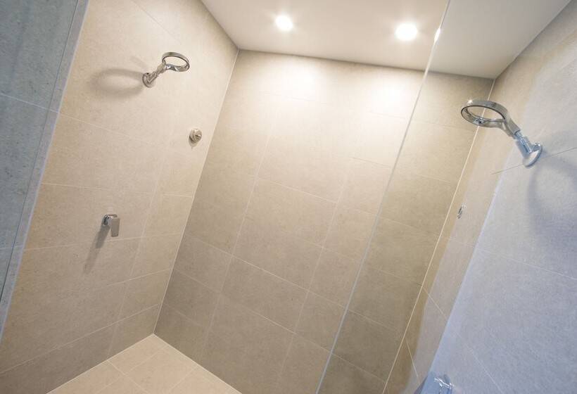 Hotel The Gateway Inn, Newcastle