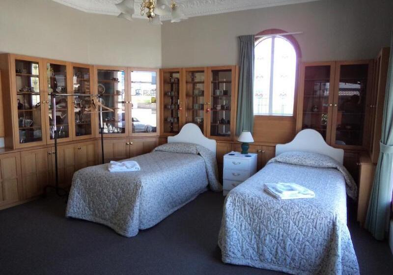 モーテル Baywatch Motor Lodge