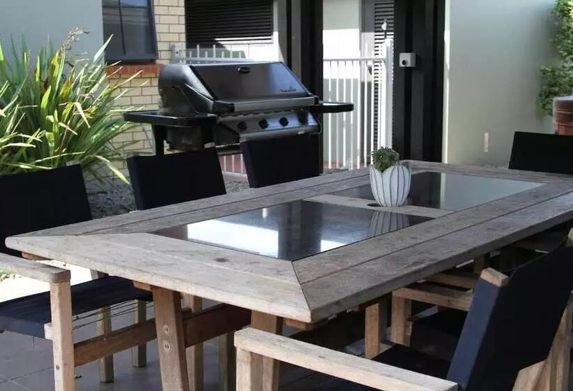 Motel Quantum Lodge Motor Inn