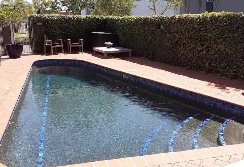 Motel Quantum Lodge Motor Inn