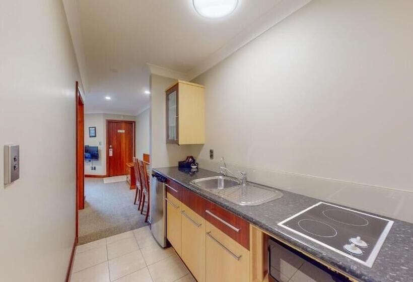 מוטל Quantum Lodge Motor Inn