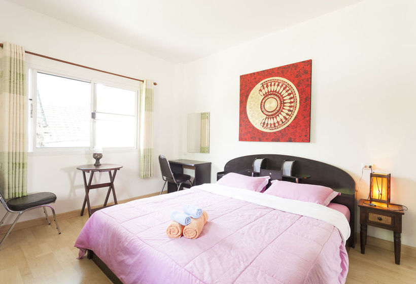 פנסיון Lha's Place