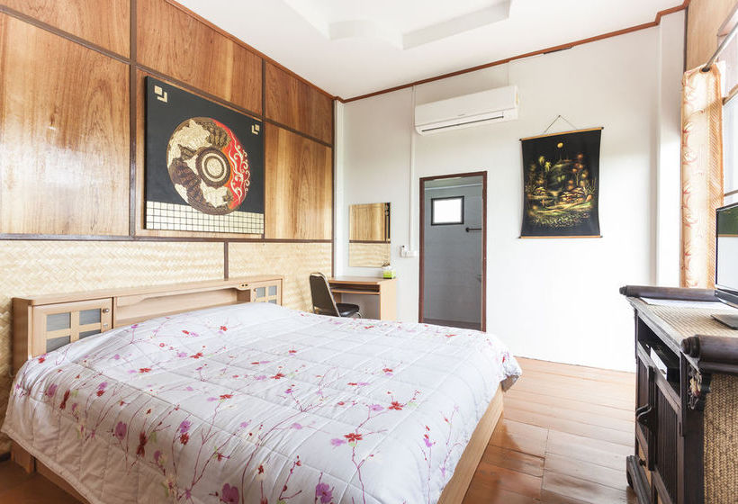 פנסיון Lha's Place