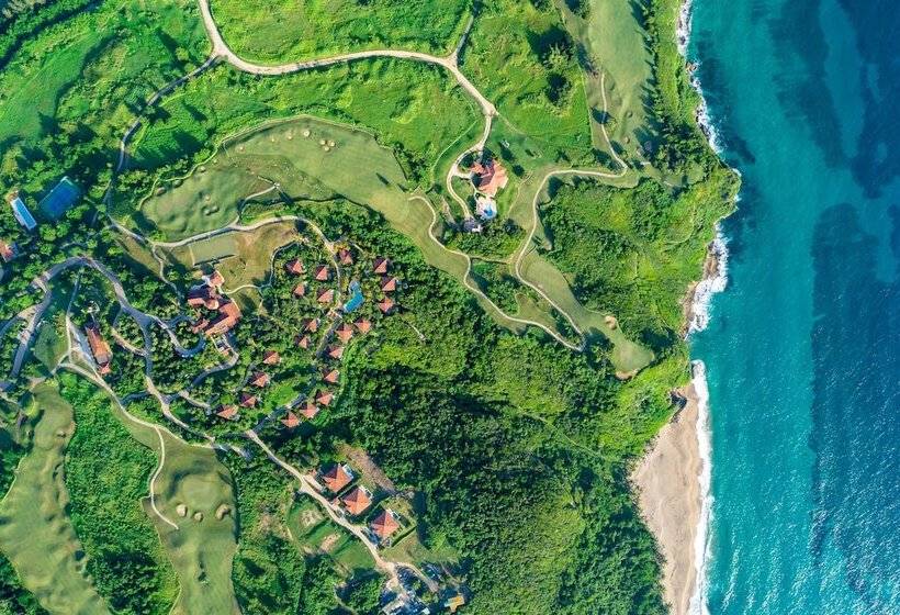 استراحتگاه Royal Isabela