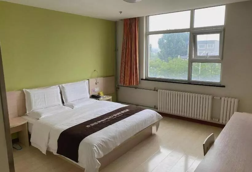 Hotelli 7days Inn Qingdao Huangdao Dongjiakou