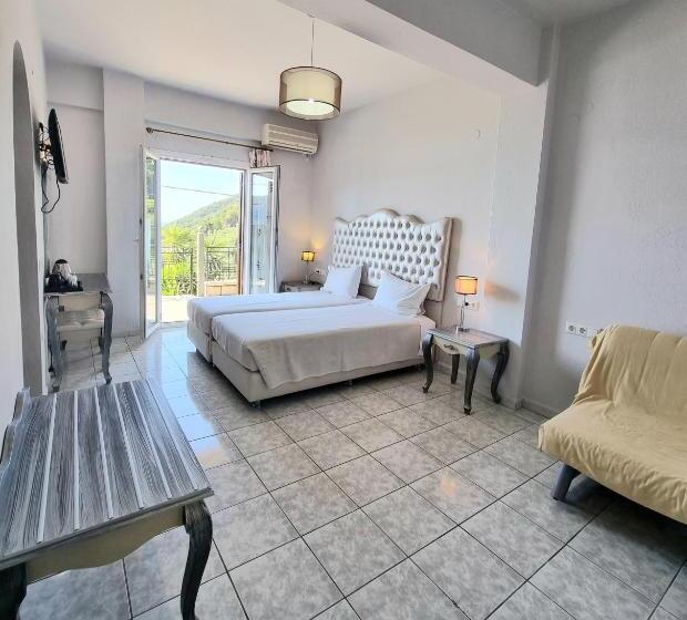 Enjoy Lichnos Bay Village, Camping, Hotel & Apartments