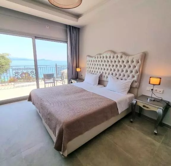 Enjoy Lichnos Bay Village, Camping, Hotel & Apartments