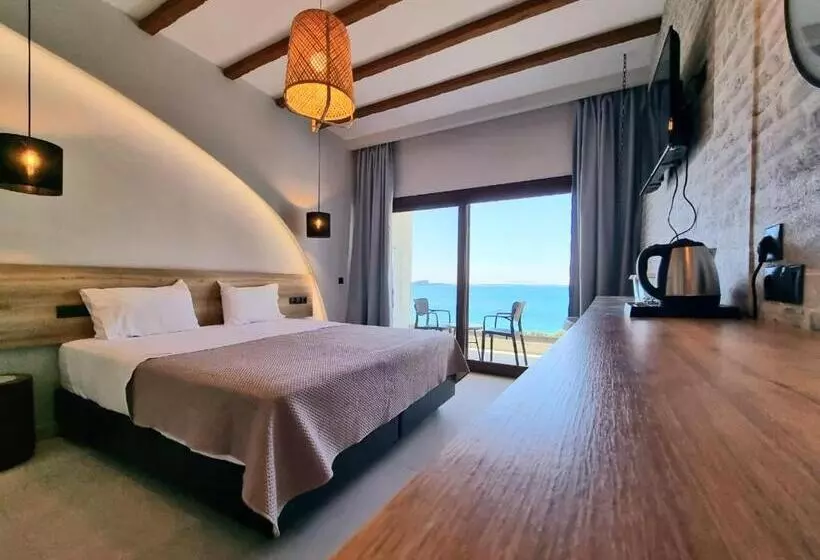 Enjoy Lichnos Bay Village, Camping, Hotel & Apartments