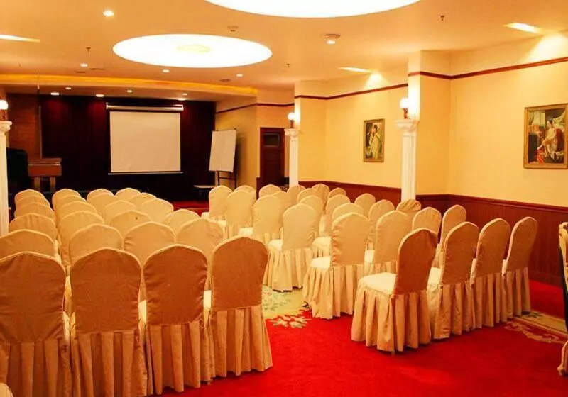 GreenTree Alliance Shenzhen Huanan Town Hotel