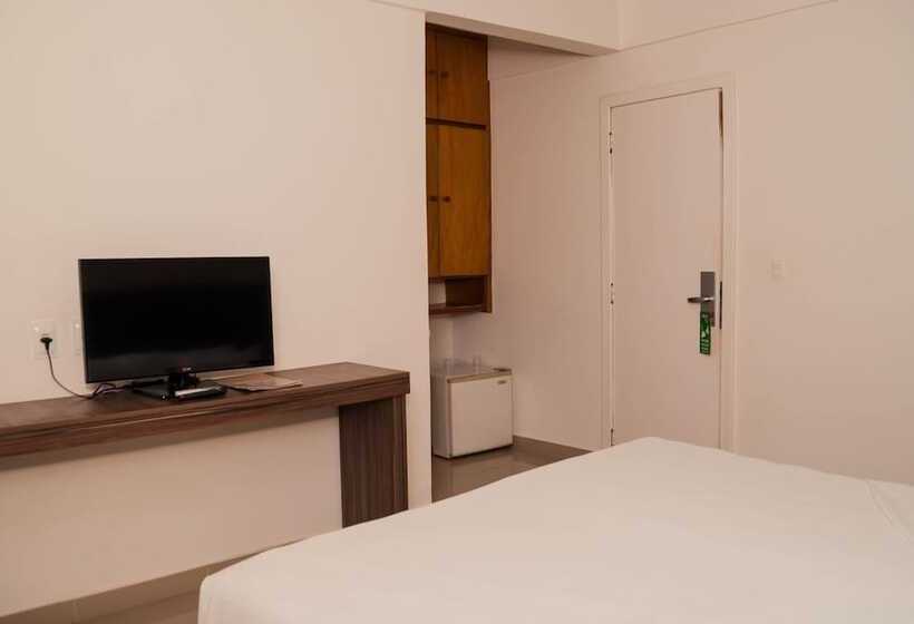 בית מלון כפרי Abba