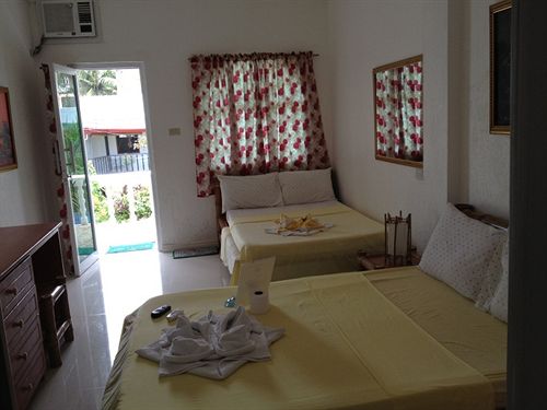 בית מלון כפרי Alla Luna Rossa Beach