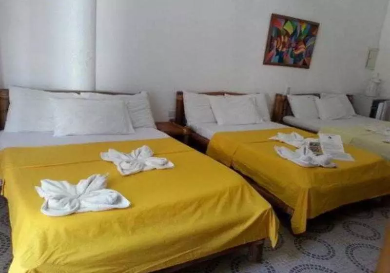 هتل Alla Luna Rossa Beach