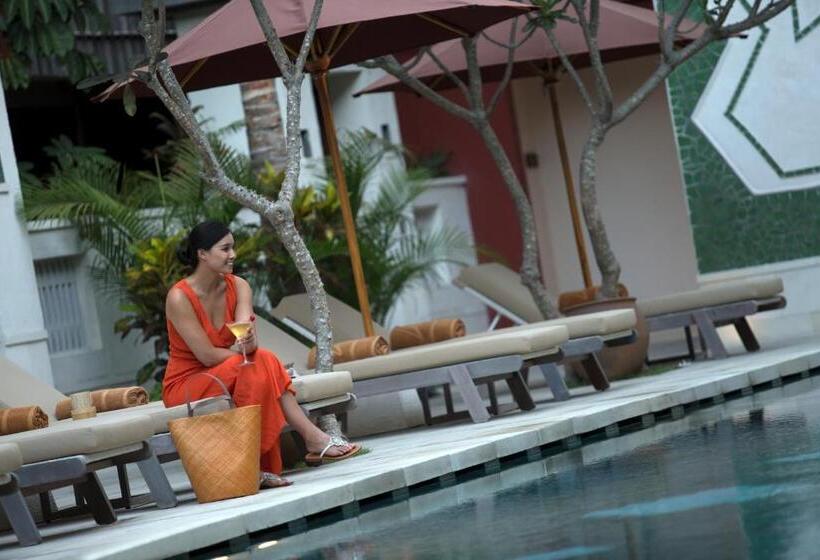 בית מלון כפרי Amnaya Resort Kuta