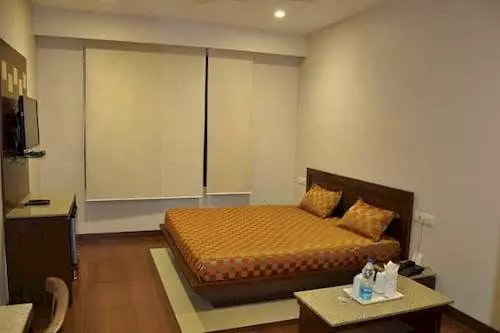Fabhotel Basera