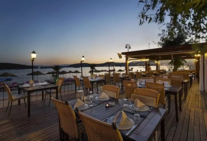 Отель Del Mare Boutique