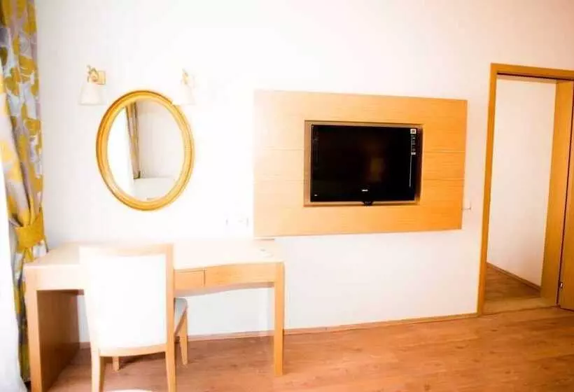 Отель Del Mare Boutique