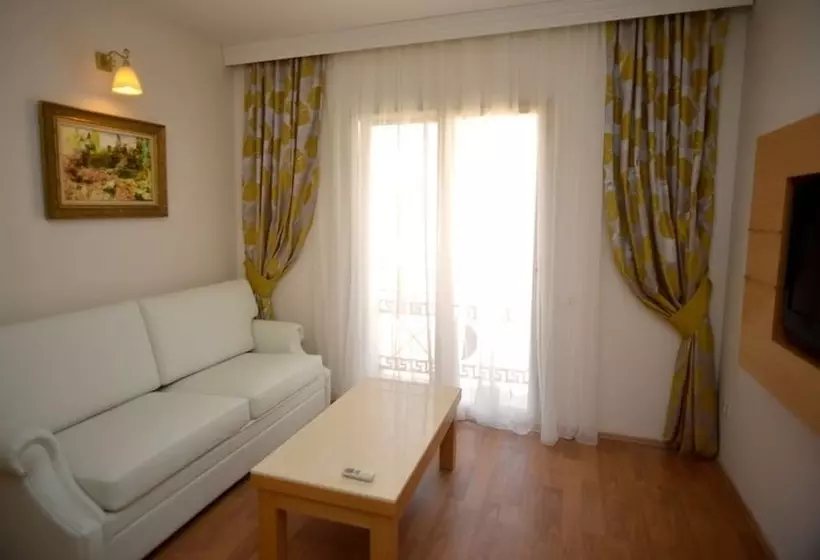 Отель Del Mare Boutique