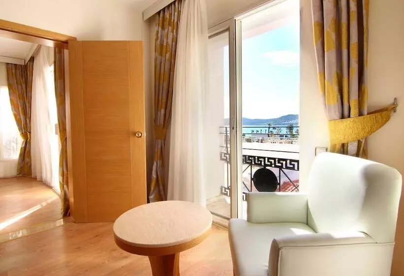 Отель Del Mare Boutique