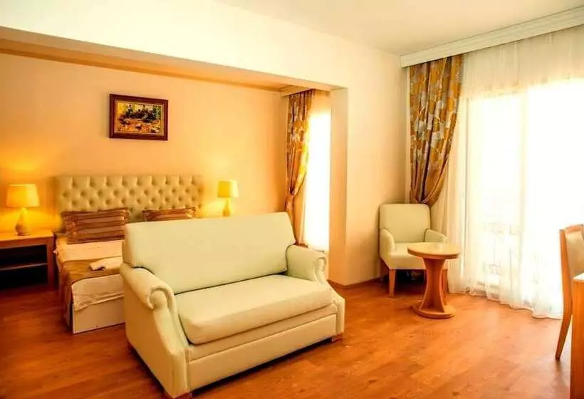 Отель Del Mare Boutique