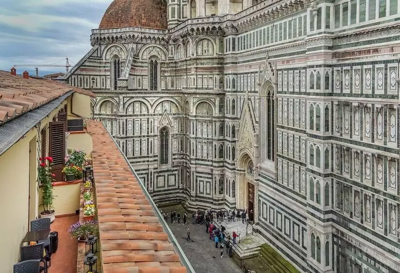 هتل Duomo Firenze