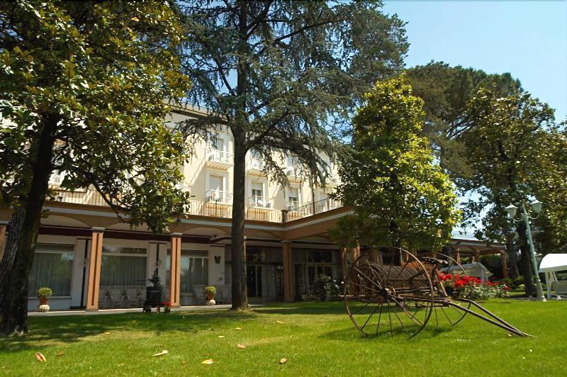 בית מלון כפרי Premiere Abano