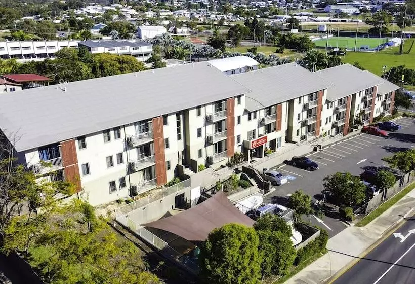 Gladstone Downtown Central Apartment Hotel Official