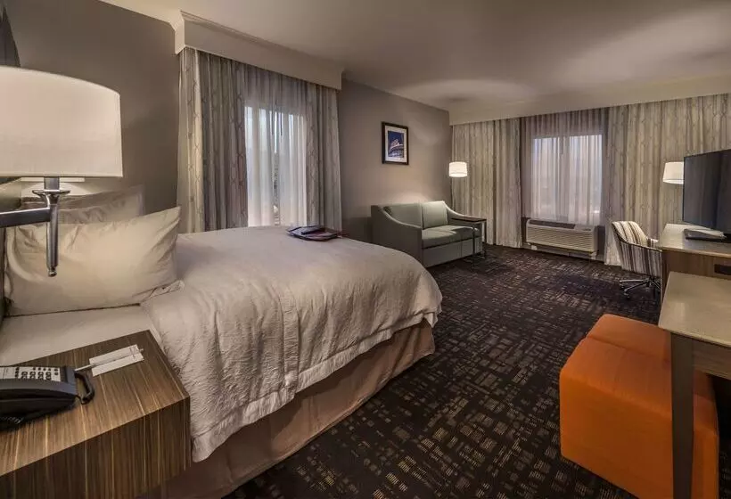 酒店 Hampton Inn & Suites Reno West