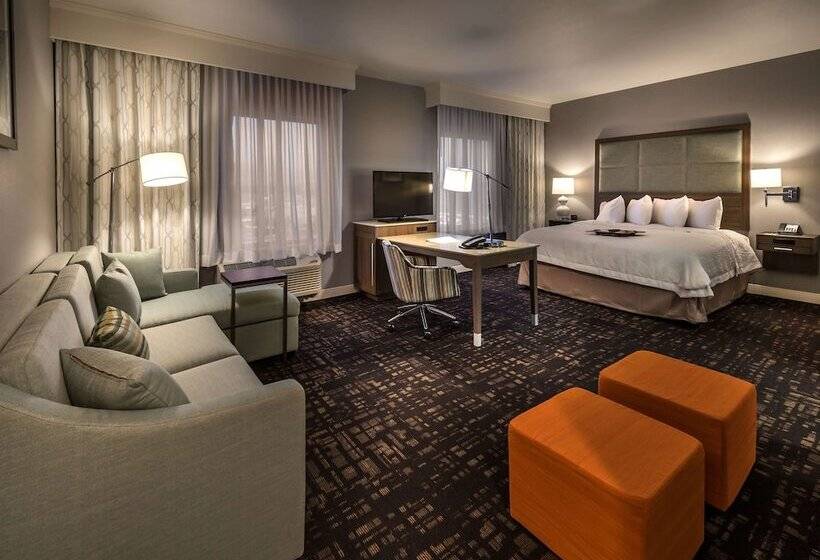 هتل Hampton Inn & Suites Reno West