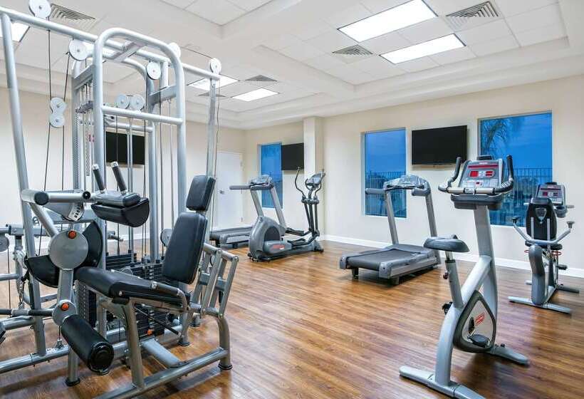 ホテル Hawthorn Extended Stay By Wyndham Mcallen