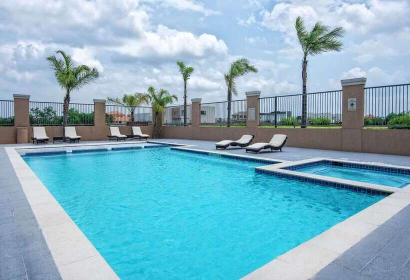 ホテル Hawthorn Extended Stay By Wyndham Mcallen