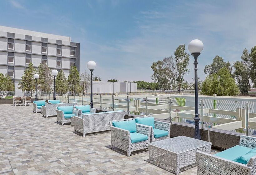 هتل Holiday Inn Tabuk, An Ihg