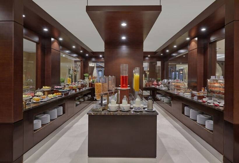 هتل Holiday Inn Tabuk, An Ihg