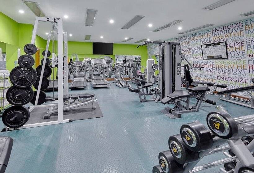 هتل Holiday Inn Tabuk, An Ihg